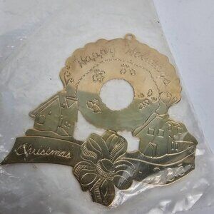 Vintage Ornament Montgomery Ward Happy Holidays Christmas 1985 Metal Wreath Xmas